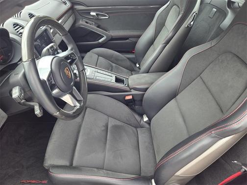 2024 Porsche 718 Cayman GTS 4.0
