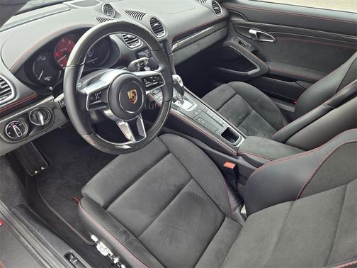 2024 Porsche 718 Cayman GTS 4.0