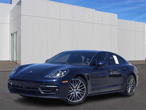 2022 Porsche Panamera 4