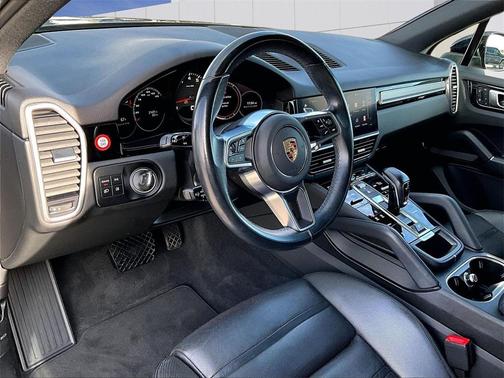 2022 Porsche Cayenne Platinum Edition