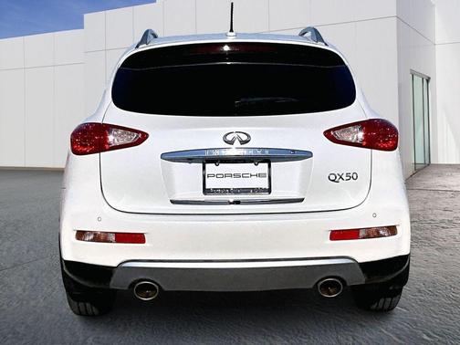 2017 INFINITI QX50 Base