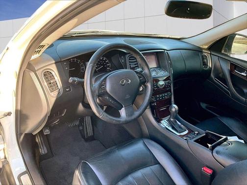 2017 INFINITI QX50 Base