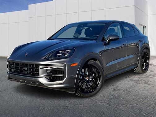 2025 Porsche Cayenne GTS