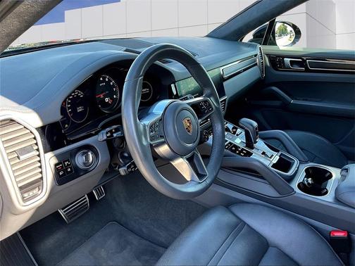 2021 Porsche Cayenne GTS