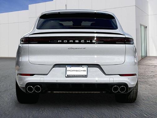 Chalk 2026 Porsche Cayenne S Coupe AWD