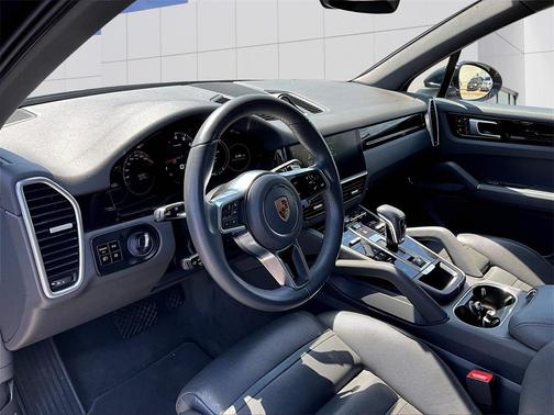 2020 Porsche Cayenne Base