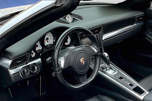 2016 Porsche 911 Carrera 4S