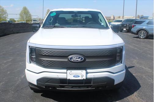 2025 Ford F-150 Lightning Flash