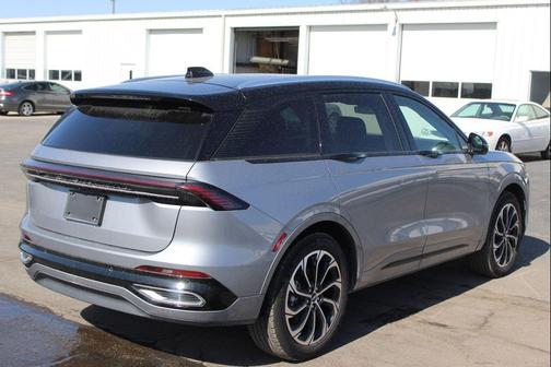 2025 Lincoln Nautilus Reserve