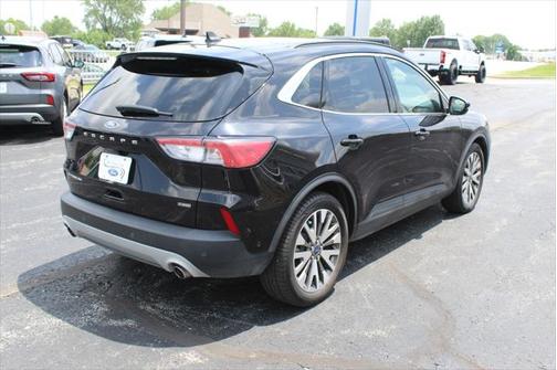 2020 Ford Escape Titanium