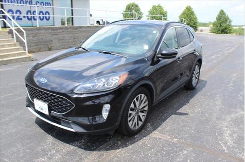 2020 Ford Escape Titanium