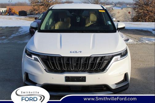 2024 Kia Carnival EX