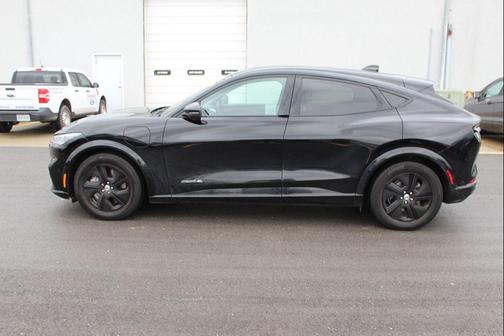 2022 Ford Mustang Mach-E California Route 1