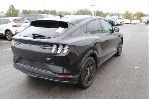 2022 Ford Mustang Mach-E California Route 1