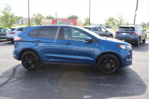 2022 Ford Edge ST Line