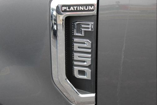 2022 Ford F-250 Platinum