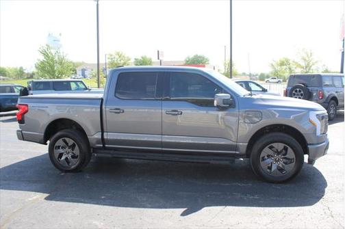 2023 Ford F-150 Lightning LARIAT