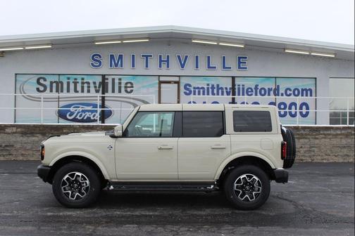 2025 Ford Bronco Outer Banks