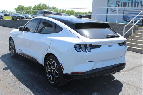 Star White Metallic Tri-Coat 2023 Ford Mustang Mach-E GT