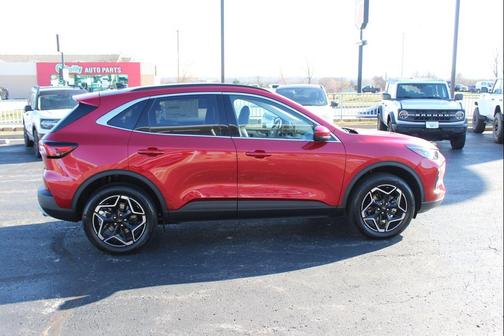 2026 Ford Escape Platinum