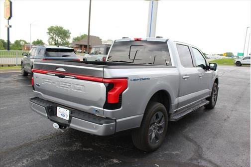 2023 Ford F-150 Lightning LARIAT