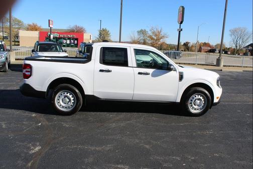 2025 Ford Maverick XL