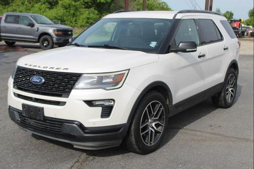 White Platinum Clearcoat Metallic 2019 Ford Explorer Sport