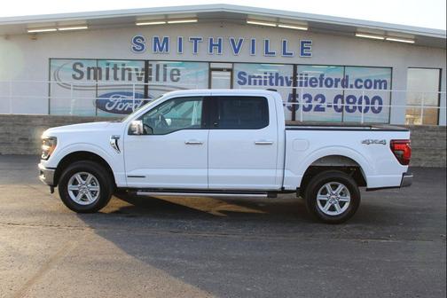 Oxford White 2025 Ford F-150 XLT