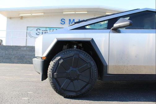 2024 Tesla Cybertruck Cyberbeast