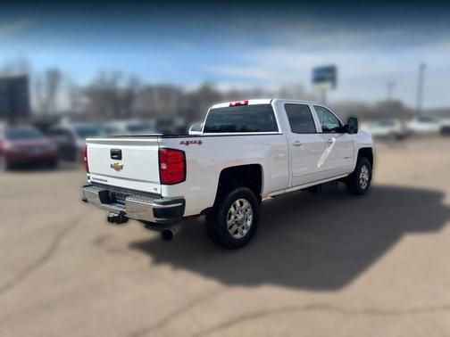 White 2015 Chevrolet Silverado 3500 LT