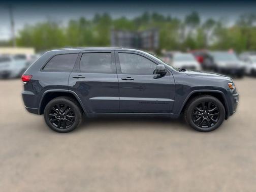 Rhino Clearcoat 2018 Jeep Grand Cherokee Altitude