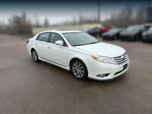 Blizzard Pearl 2012 Toyota Avalon Limited