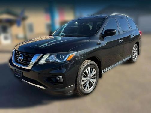 Magnetic Black 2018 Nissan Pathfinder SV