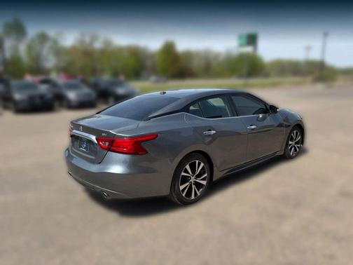 Gun Metallic 2017 Nissan Maxima 3.5 SV