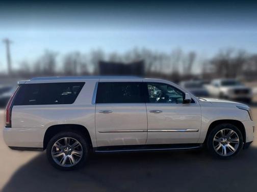 White Diamond Tricoat 2015 Cadillac Escalade ESV Sport