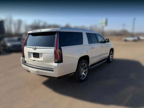 White Diamond Tricoat 2015 Cadillac Escalade ESV Sport
