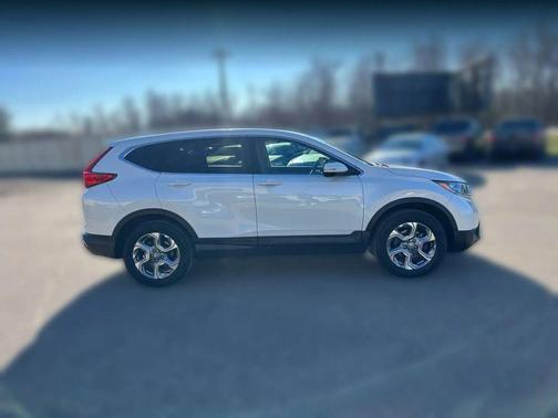 White Diamond Pearl 2018 Honda CR-V EX-L