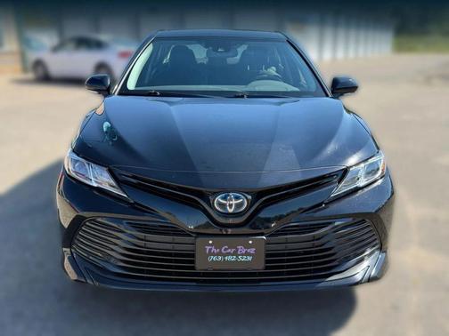 Midnight Black Metallic 2020 Toyota Camry LE