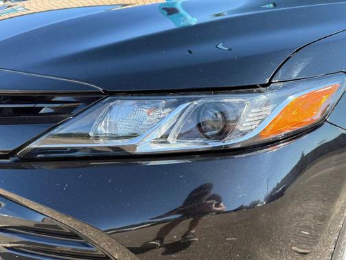 Midnight Black Metallic 2020 Toyota Camry LE
