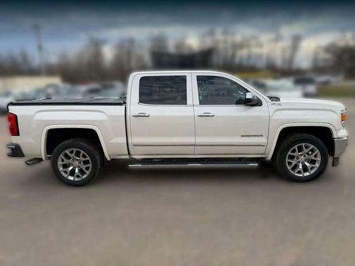White 2015 GMC Sierra 1500 SLT
