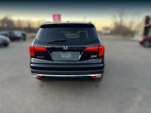Crystal Black Pearl 2016 Honda Pilot Touring