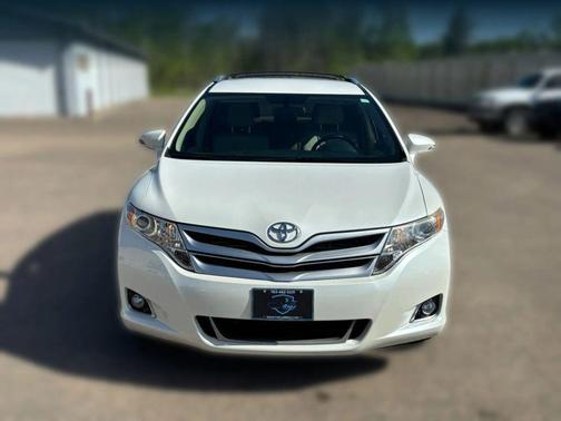 Blizzard Pearl 2015 Toyota Venza XLE
