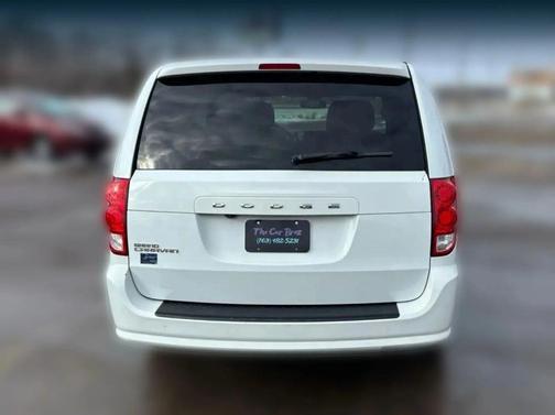 White Knuckle Clearcoat 2018 Dodge Grand Caravan SXT