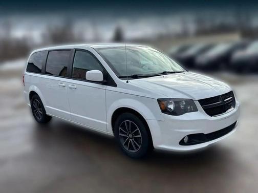 White Knuckle Clearcoat 2018 Dodge Grand Caravan SXT
