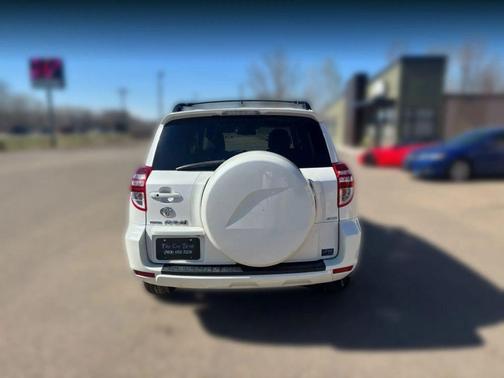 Blizzard Pearl 2010 Toyota RAV4 Limited
