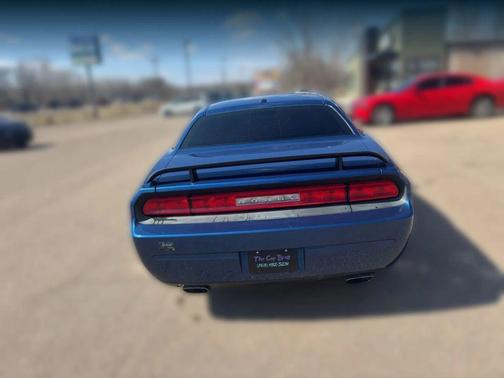 Deep Water Blue Pearlcoat 2010 Dodge Challenger R/T