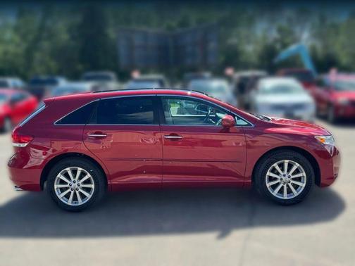 Barcelona Red Metallic 2009 Toyota Venza Base