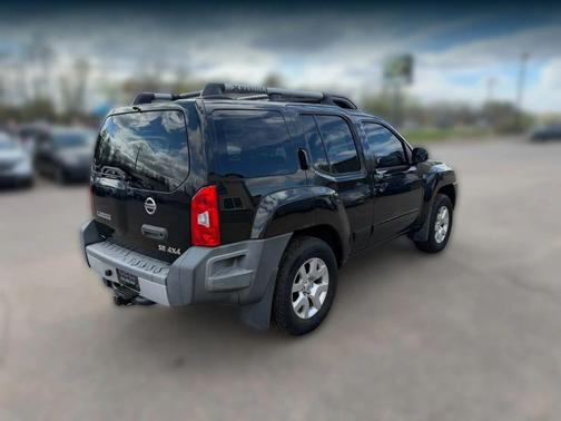 Black 2010 Nissan Xterra SE