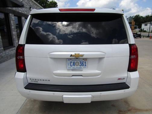 2016 Chevrolet Suburban LT