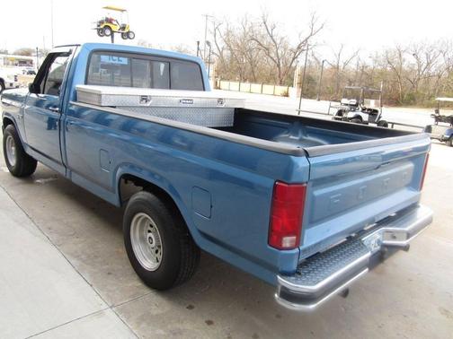 1984 Ford Pickup Truck Base
